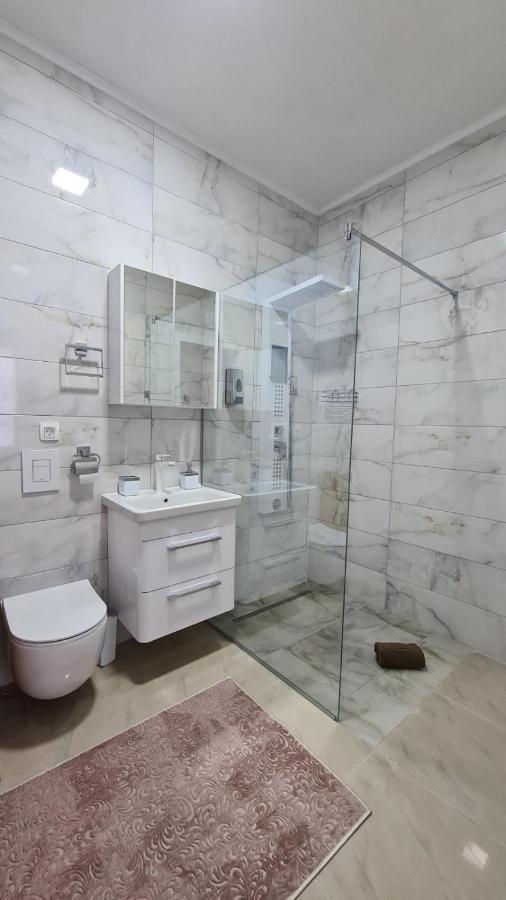 Apartman Orange 부고즈노 외부 사진